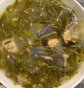 Cách nấu canh gà lá giang ngon vị chua dịu